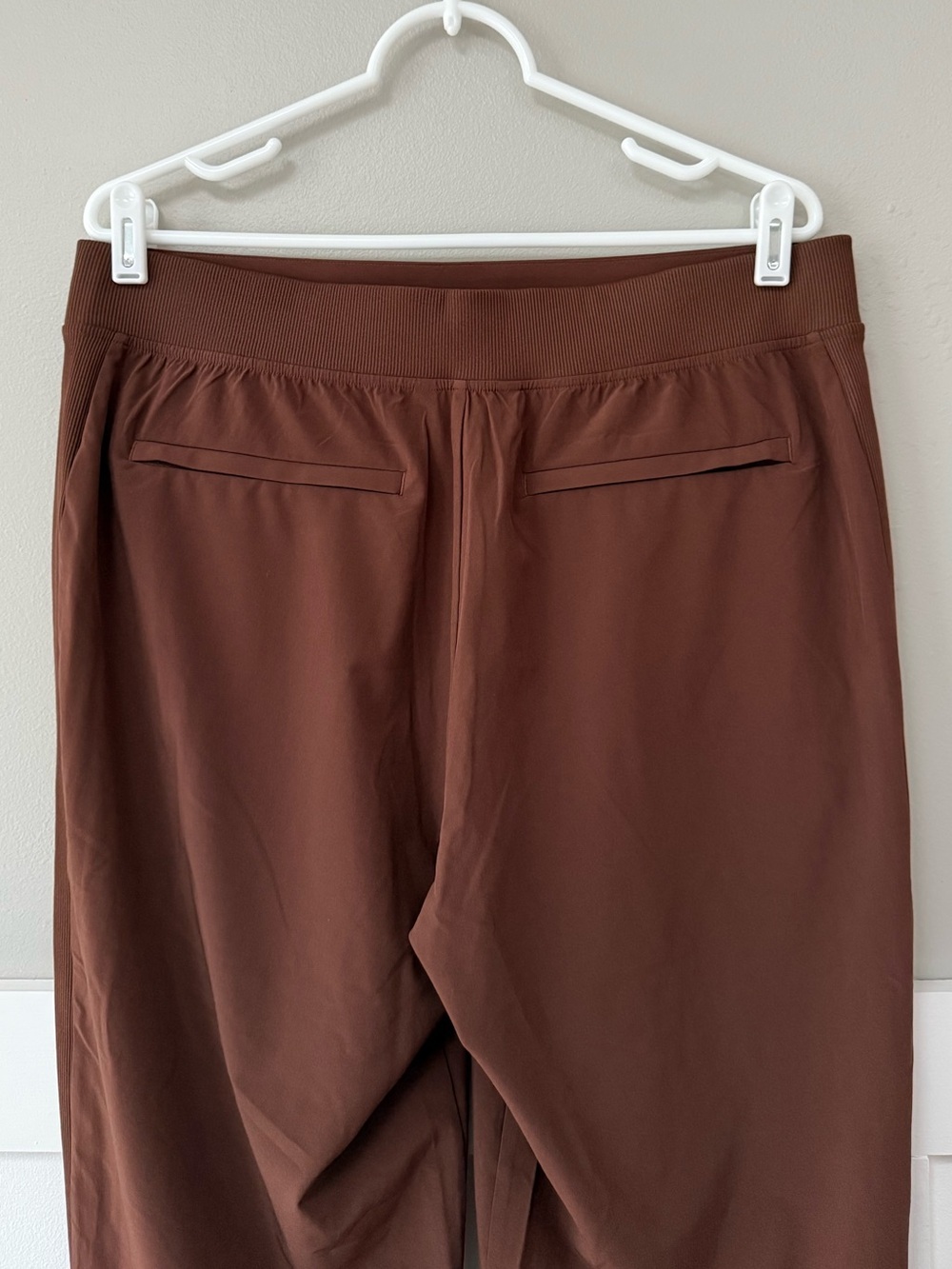 Athleta Brooklyn Mid Rise Ankle Pant in Woodland - Picture 6 of 8